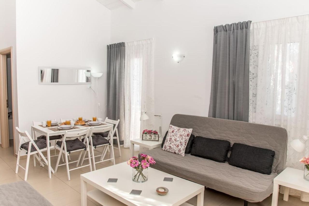 Nikis Apartment Chrissi Akti Chania Exterior foto